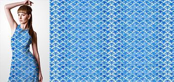29001v Materiał ze wzorem malowane niebieskie wachlarze w stylu akwareli inspirowane sztuką orientu